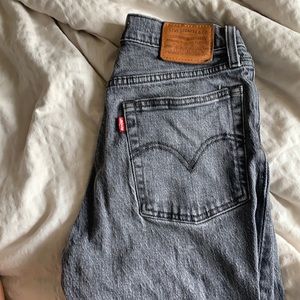 Wedgie fit Levi’s straight leg